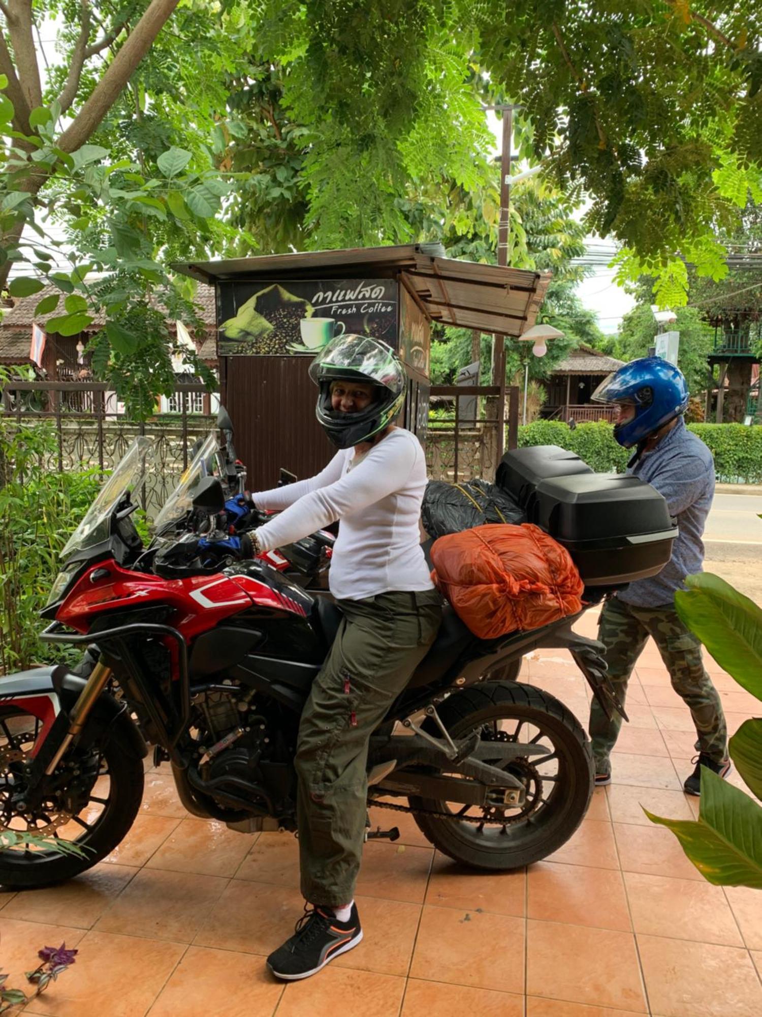 บ้านใจแปงโฮมสเตย์ Ban Jaipang Homestay 拜县 外观 照片