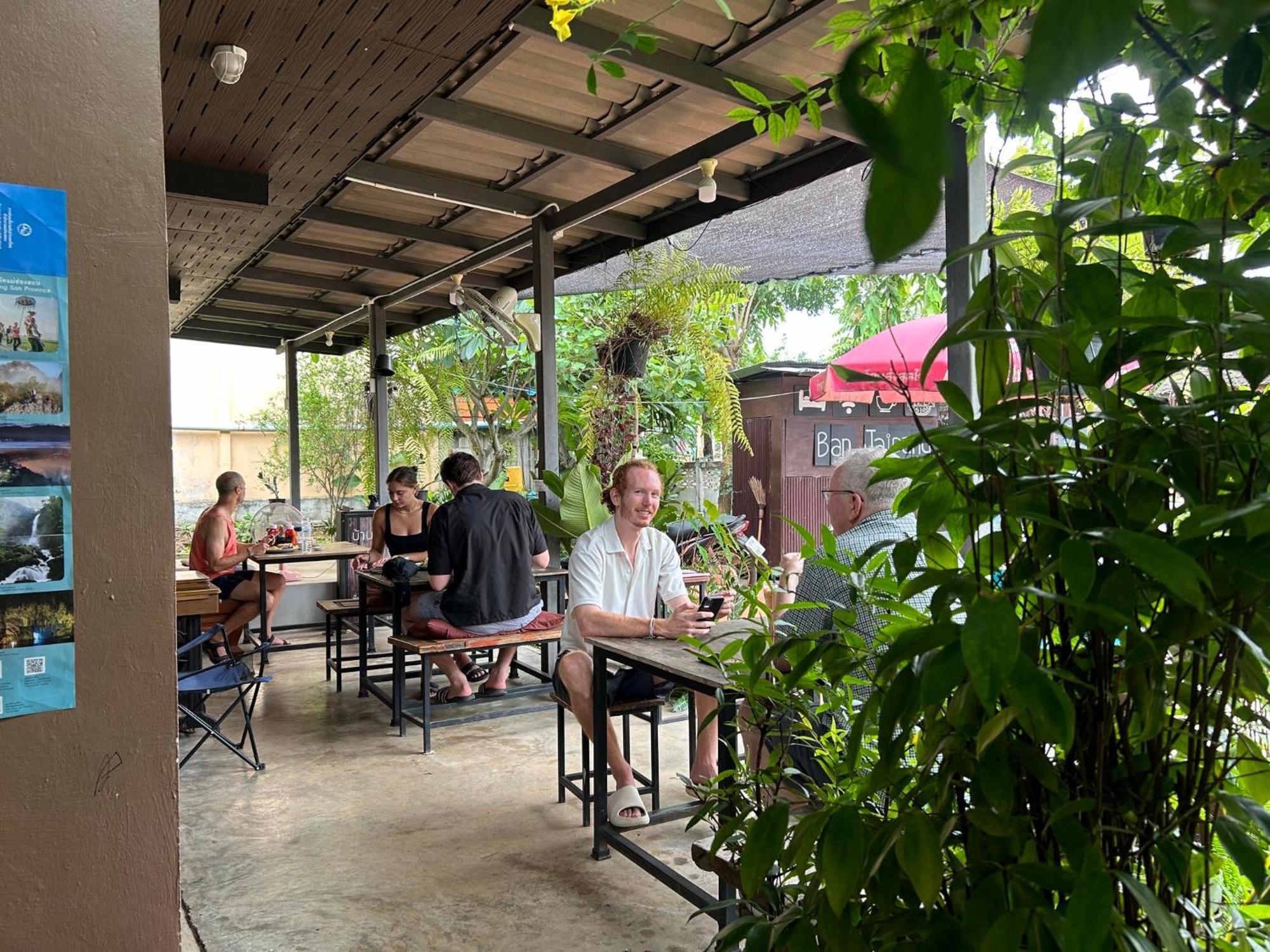 บ้านใจแปงโฮมสเตย์ Ban Jaipang Homestay 拜县 外观 照片